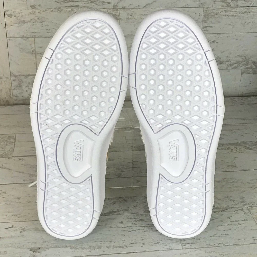 VANS Lowland Cc True White Flame Sneakers Skate‎ Shoes Mens Size 9.5- Women's 11